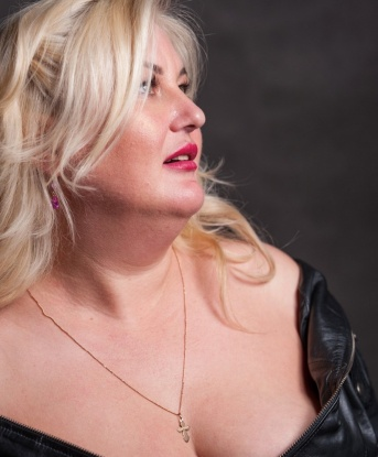 Анкета проститутки Валерия - город Мирное, 43 года, №2777